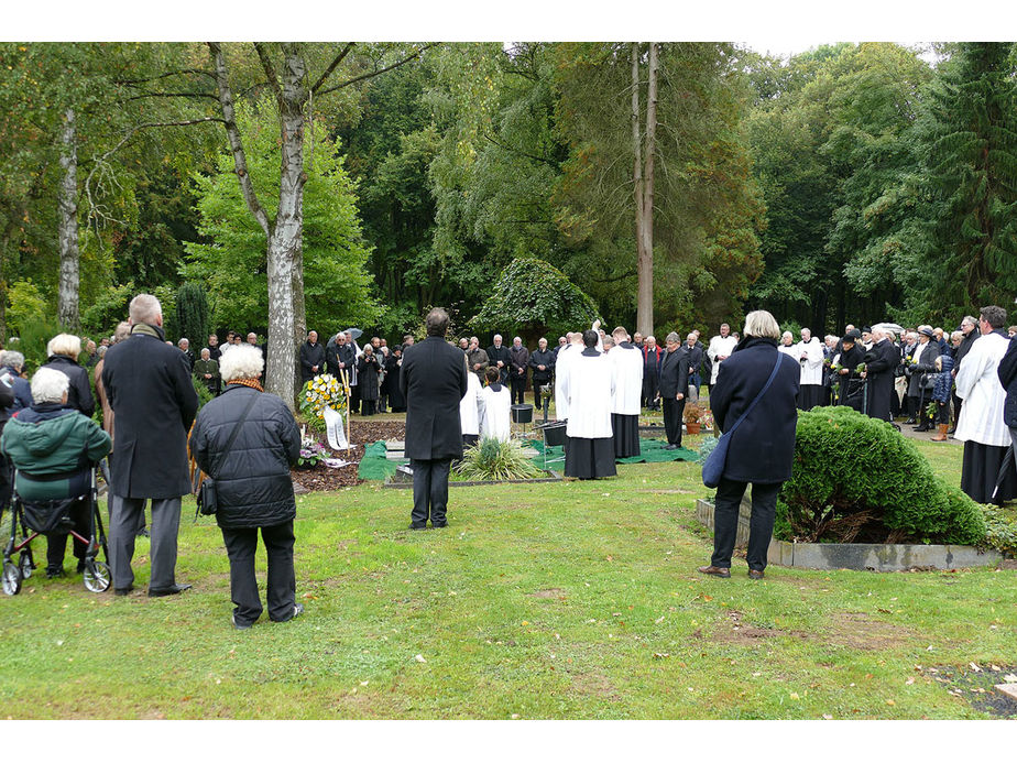 Pontifikalrequiem und Beisetzung von Weihbischof em. Johannes Kapp (Foto: Karl-Franz Thiede)